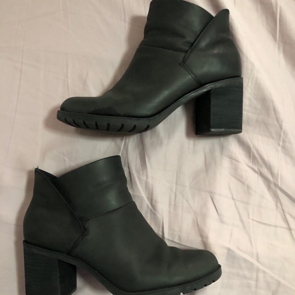 Clark boots